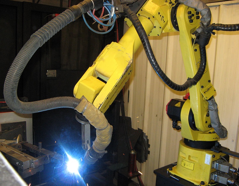 Manufacturing connections: Summit offers networking opportunity