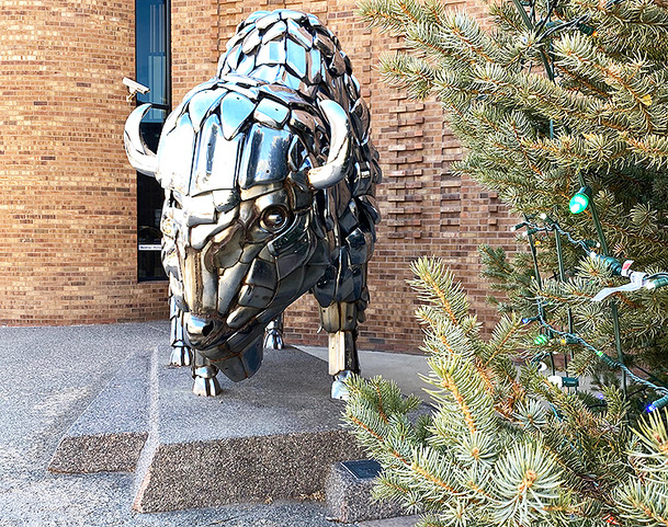 Happy holidays? Business group leaders expect successful season