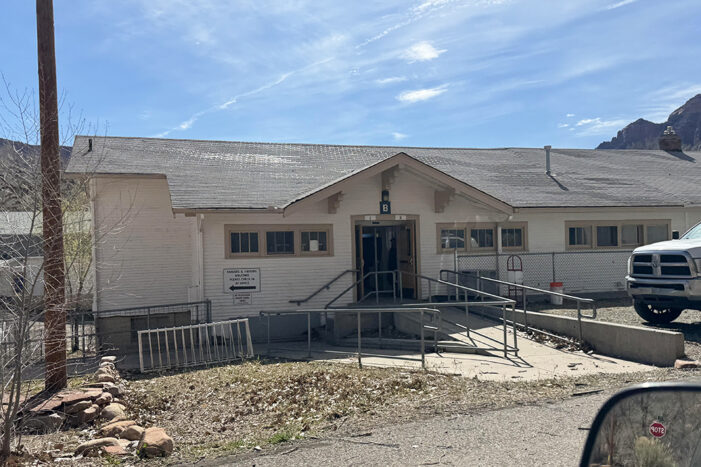 Gateway school building gets asbestos abatement, then demolition